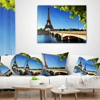 Designart Köprüsünden Paris'e Paris Eyfel Kulesiparis - Şehir Manzarası Atma Yastığı - 16x16